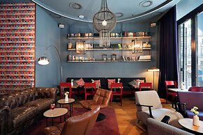 Chic & Basic Born Boutique Hotel