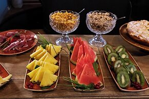 Chic & Basic Born Boutique Hotel