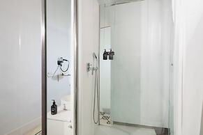 Chic & Basic Born Boutique Hotel