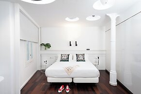 Chic & Basic Born Boutique Hotel
