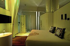 Chic & Basic Born Boutique Hotel