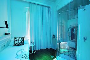 Chic & Basic Born Boutique Hotel