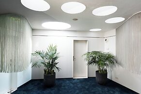 Chic & Basic Born Boutique Hotel