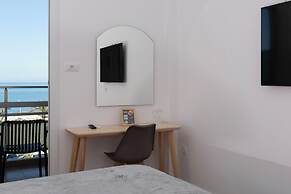 Delfini Hotel