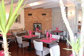 Auberge La Tomette, The Originals Relais
