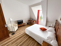 Hotel Du Tumulus