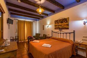 Hotel Rural Almazara