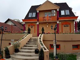 ATTILA HOTEL BUDAPEST