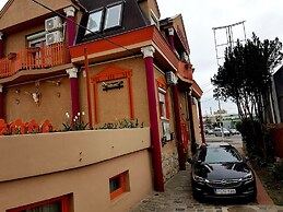 ATTILA HOTEL BUDAPEST