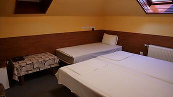 ATTILA HOTEL BUDAPEST