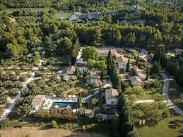 Les Petites Maisons - Hameau des Baux