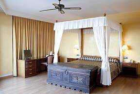 Playalinda Hotel