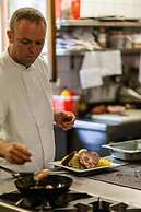 Hotel De La Poste - Logis De France