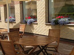 Amicus Hotel