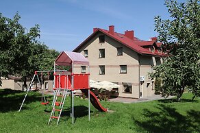 Amicus Hotel
