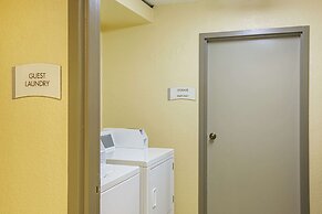 Quality Inn & Suites near Six Flags East