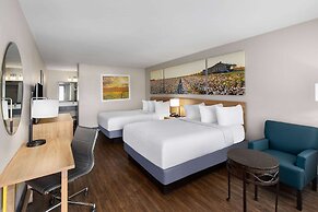 Days Inn by Wyndham Carlisle