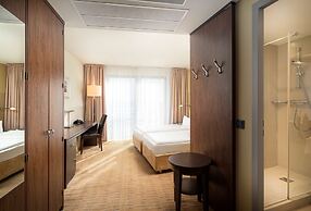 Elaya Hotel Hamburg Finkenwerder