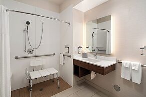 Holiday Inn Express & Suites Interstate 90 by IHG