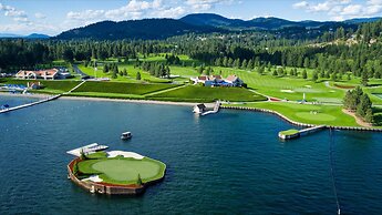 Holiday Inn Express & Suites Interstate 90 by IHG