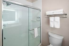 Holiday Inn Express & Suites Interstate 90 by IHG