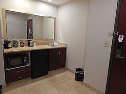 Ramada by Wyndham Burkburnett / Wichita Falls