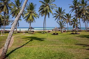 Neptune Paradise Beach Resort & Spa