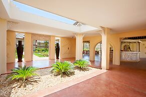 Neptune Paradise Beach Resort & Spa