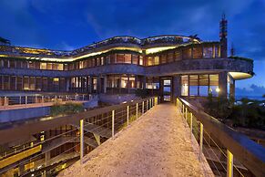 Jade Mountain Resort