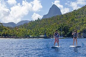 Jade Mountain Resort