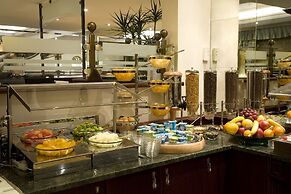 Ramada Hotel & Suites by Wyndham Bucharest North