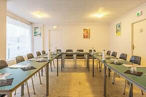 Brit Hotel Le Parc Vichy