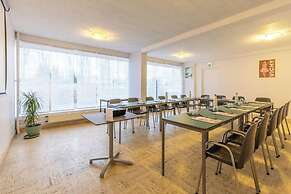 Brit Hotel Le Parc Vichy
