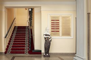 Humboldt Park Hotel And Spa