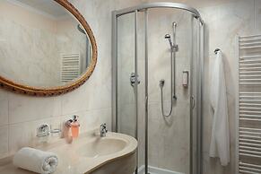 Humboldt Park Hotel And Spa