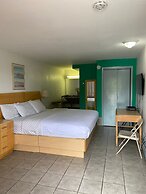 Tides Motor Inn at Stehli Beach