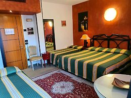 Hotel Feel Inn Venice Airport Rooms