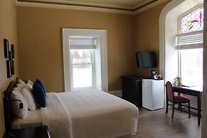 Westover Inn