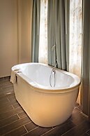 Hilton Baton Rouge Capitol Center