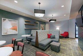 Hampton Inn & Suites Burlington, NC