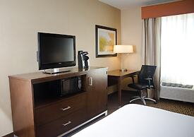 Holiday Inn Express Hotel & Suites Watertown-Thousand Island by IHG