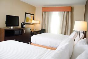 Holiday Inn Express Hotel & Suites Watertown-Thousand Island by IHG