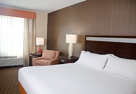 Holiday Inn Express Hotel & Suites Watertown-Thousand Island by IHG