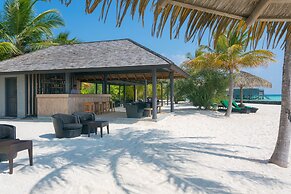 Komandoo Maldives Island Resort