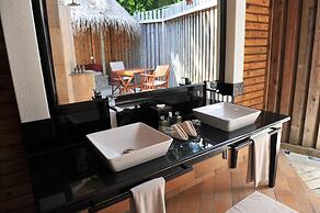 Komandoo Maldives Island Resort