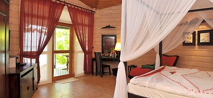 Komandoo Maldives Island Resort