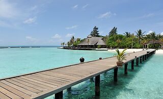 Komandoo Maldives Island Resort