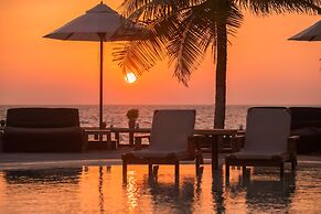 Komandoo Maldives Island Resort