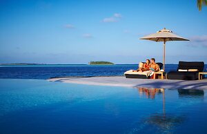 Komandoo Maldives Island Resort