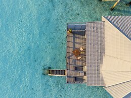 Komandoo Maldives Island Resort